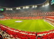 开云体育视频直播-赛道上的指挥家，法比尼奥如何一手掌控F1新赛季揭幕战之夜