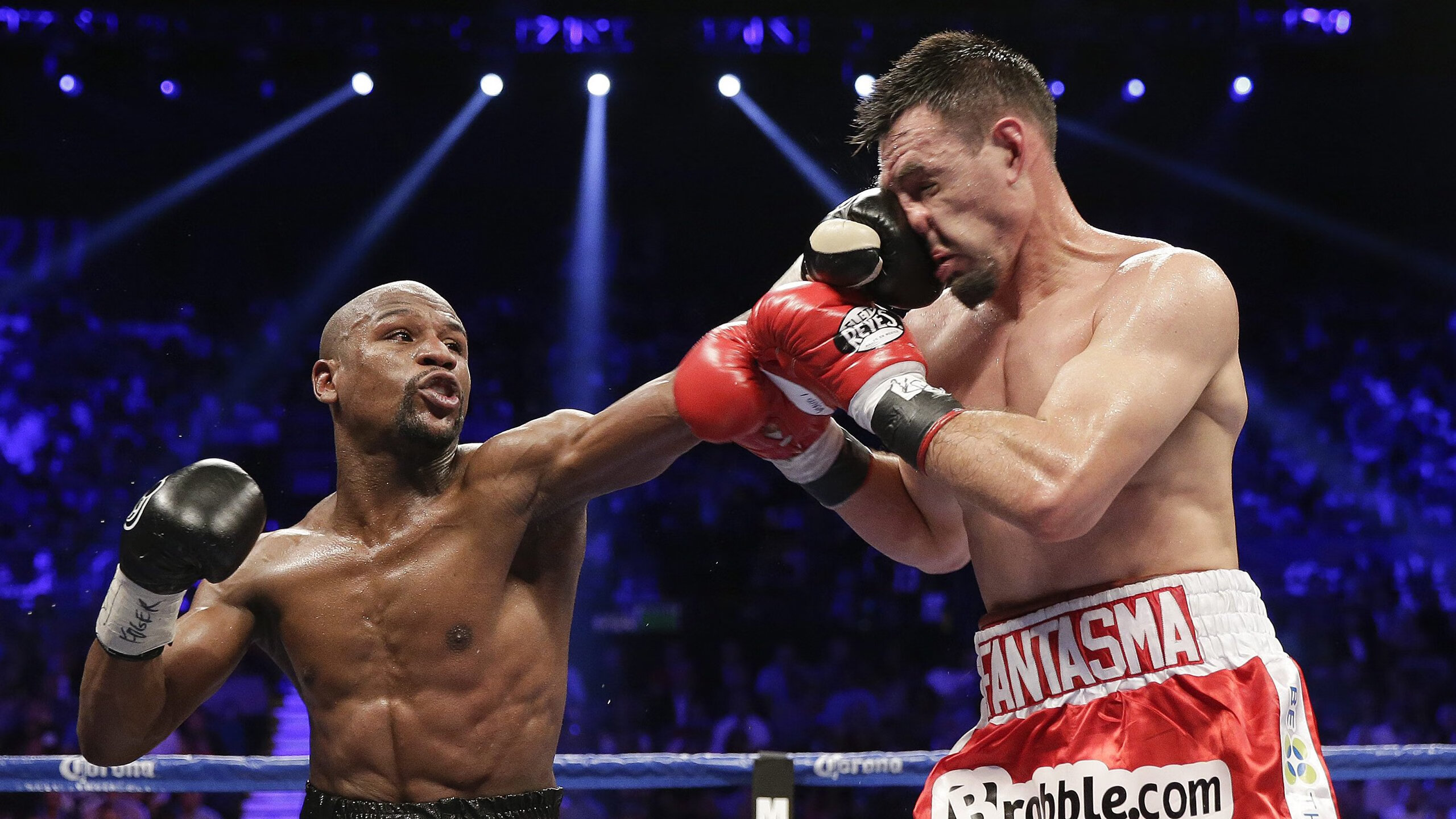 奥运周期关键战之夜，杰伦格林连续得分拉开差距