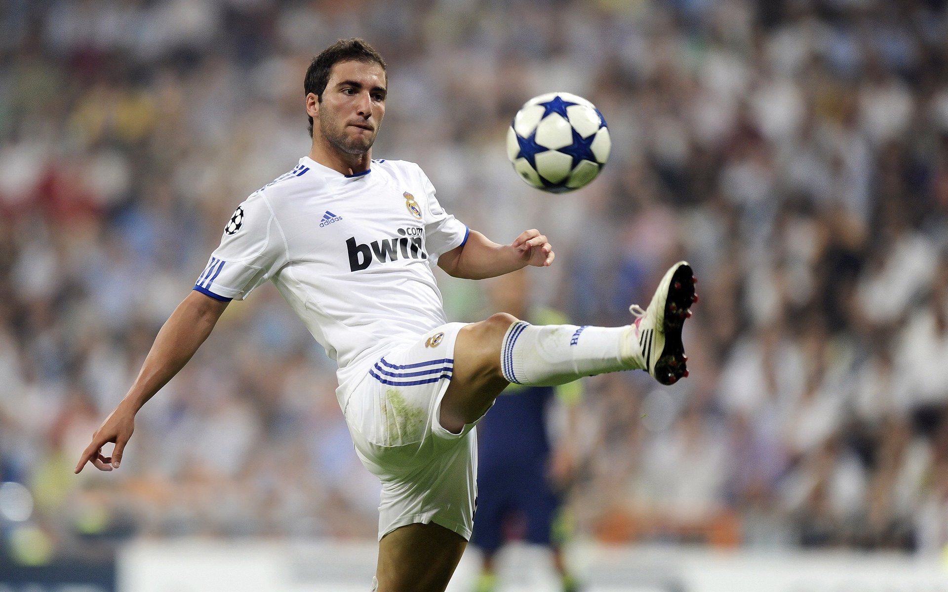 世界杯之夜，弗拉霍维奇扛起全队