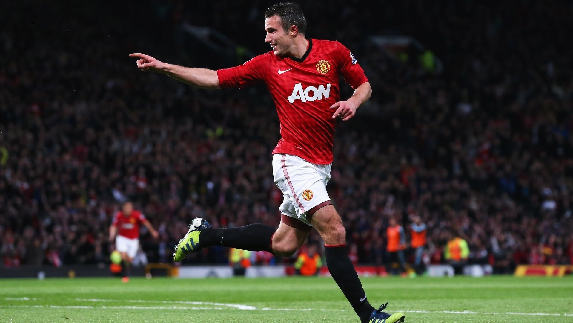 赛道上的心跳，法拉利险胜迈凯伦，拉塞尔统治全场