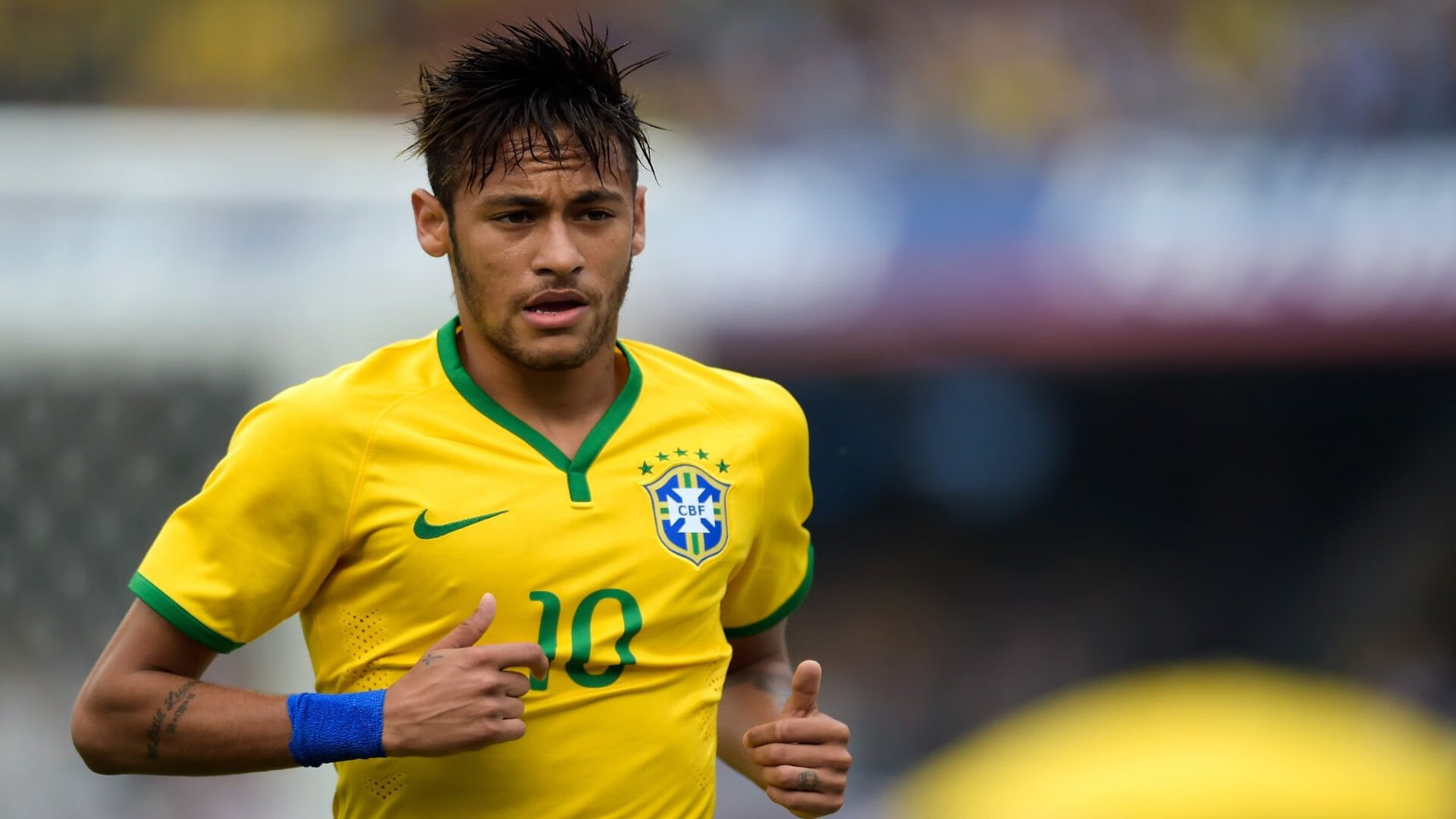 马龙关键制胜，英格兰队险胜奥地利队—一场技术与意志的较量